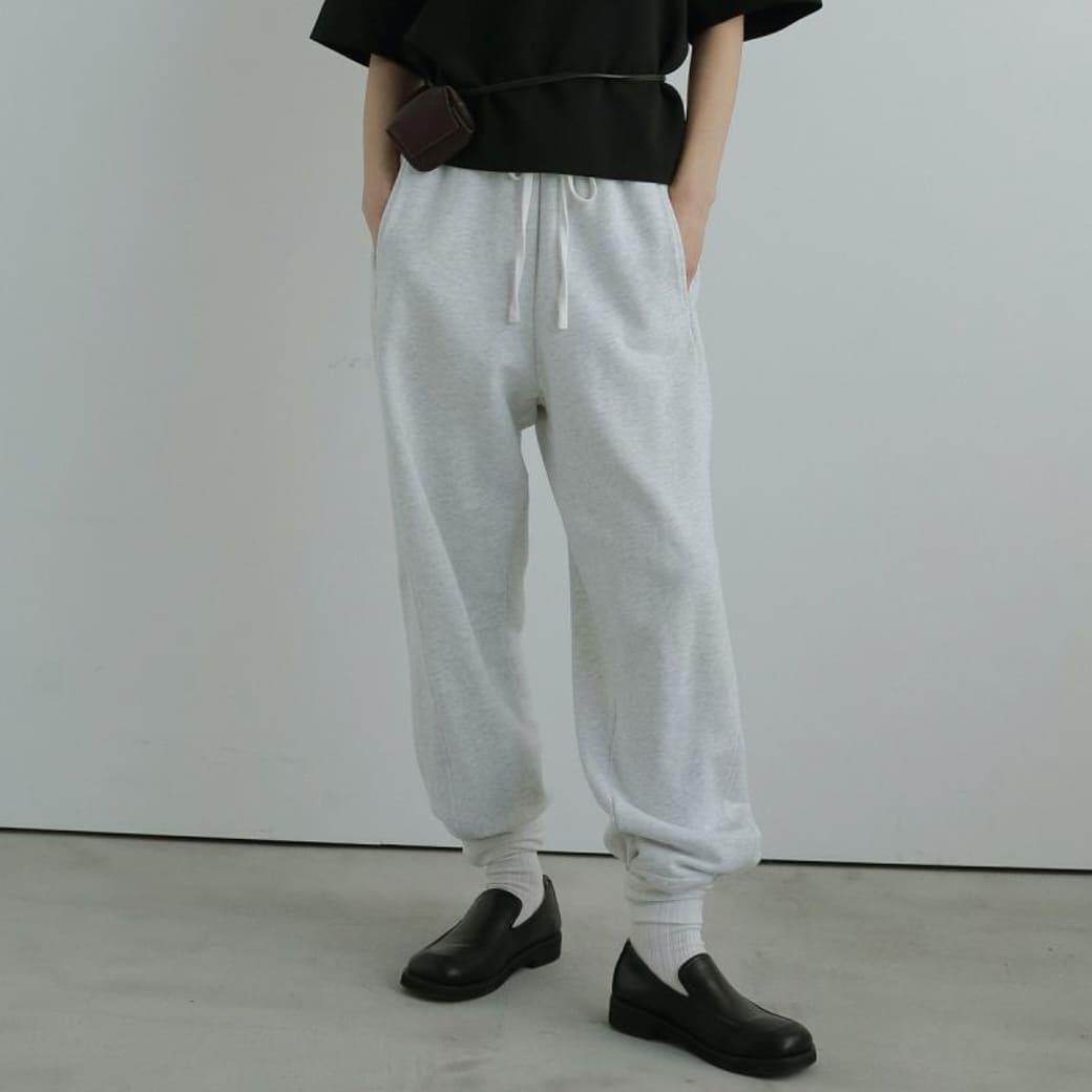 anuke アンヌーク ドローストリング スウェット パンツ｜BORN FREE