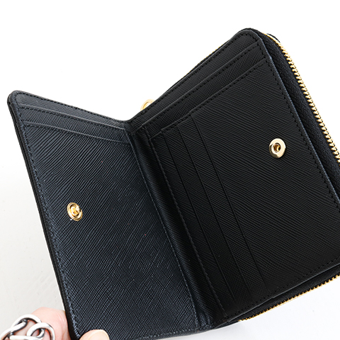 A.P.C. アーペーセー Emmanuelle Compact Wallet エマニュエル