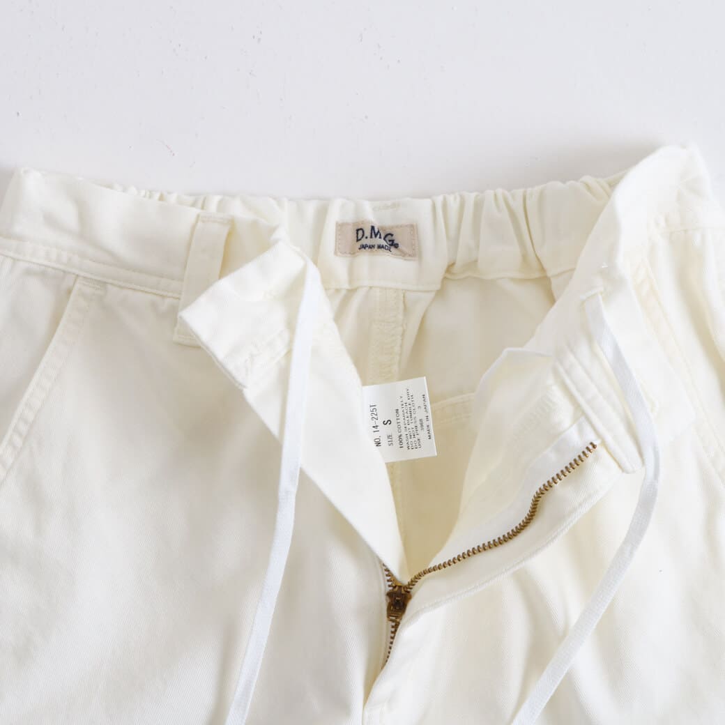 D.M.G. ドミンゴ ボリュームチノパンツ｜BORN FREE ONLINE SHOP