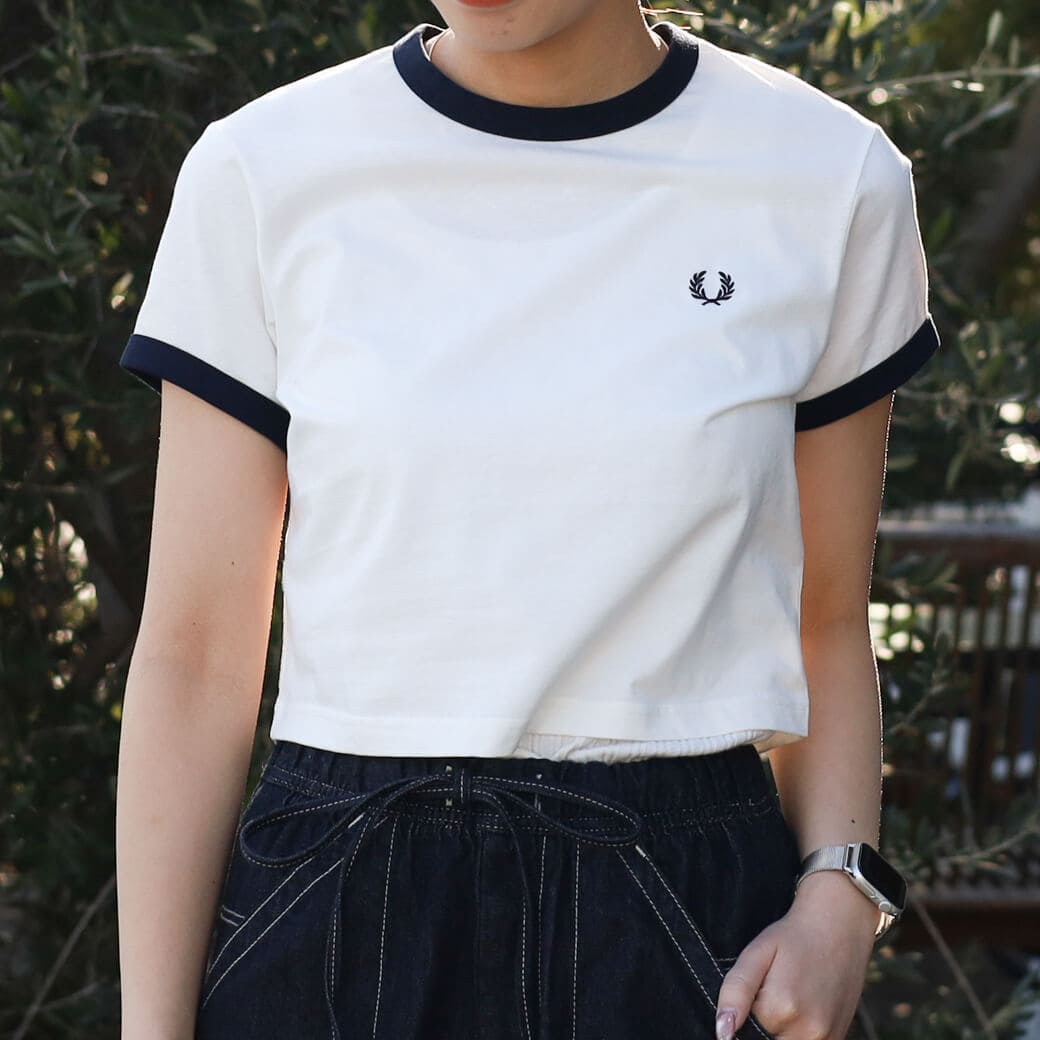 FRED PERRY フレッドペリー クロップドTシャツ