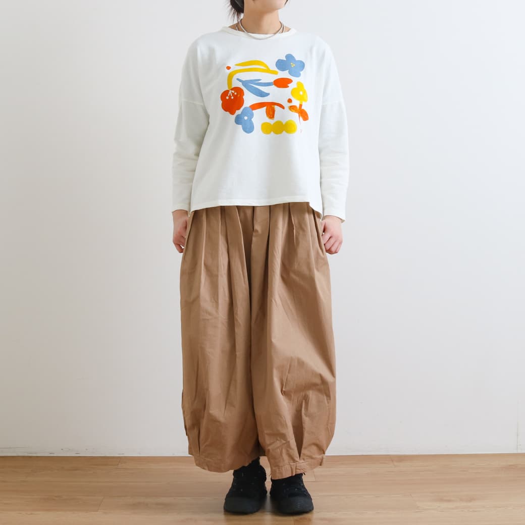 りん※プロフご覧ください※ページ　5235袖長め　流れるようなデザイン りん※プロフご覧ください※様専用ページ 5235袖長め 流れるような