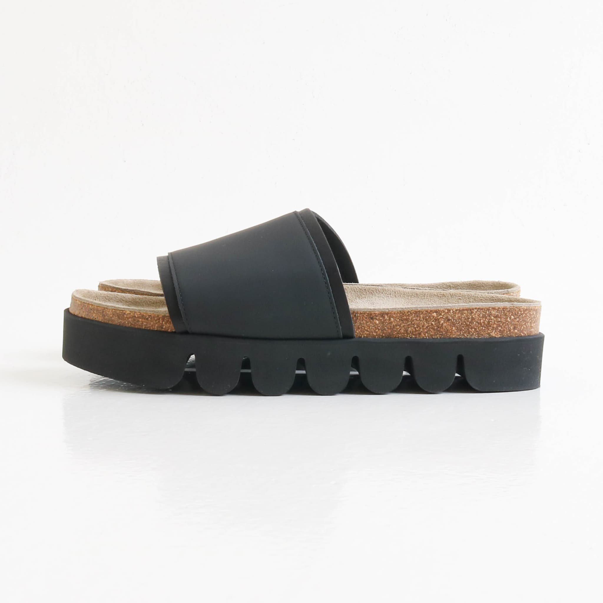 エンダースキーマ　キャタピラー Hender Scheme(エンダースキーマ) / caterpillar(キャタピラー)