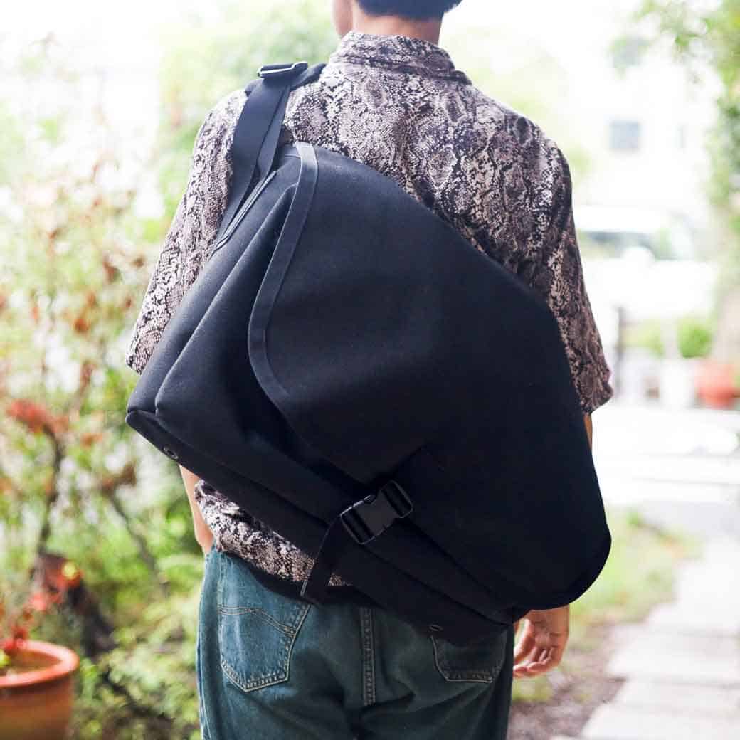エンダースキーマ　メッセンジャーバック　L HenderScheme/エンダースキーマ/Messenger Bag Large