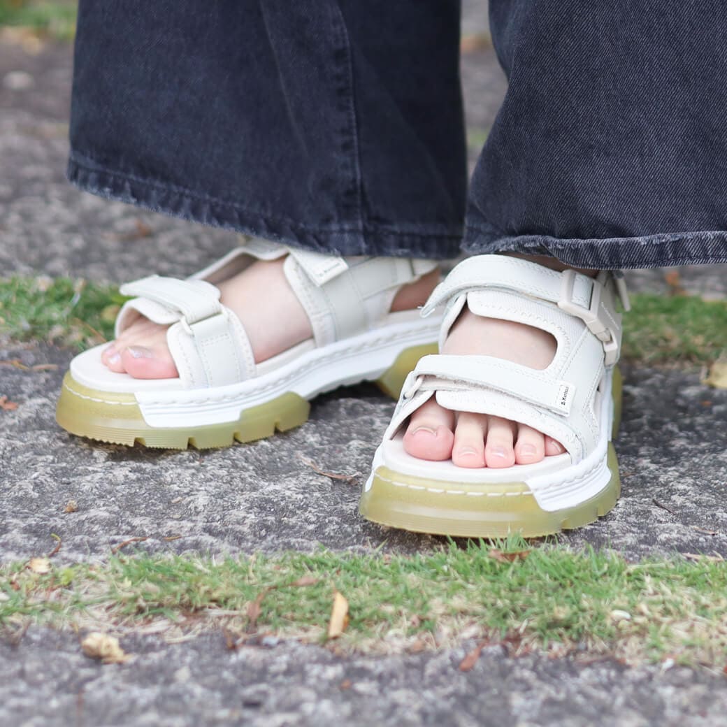 Dr.Martens ドクターマーチン フォースター II サンダル