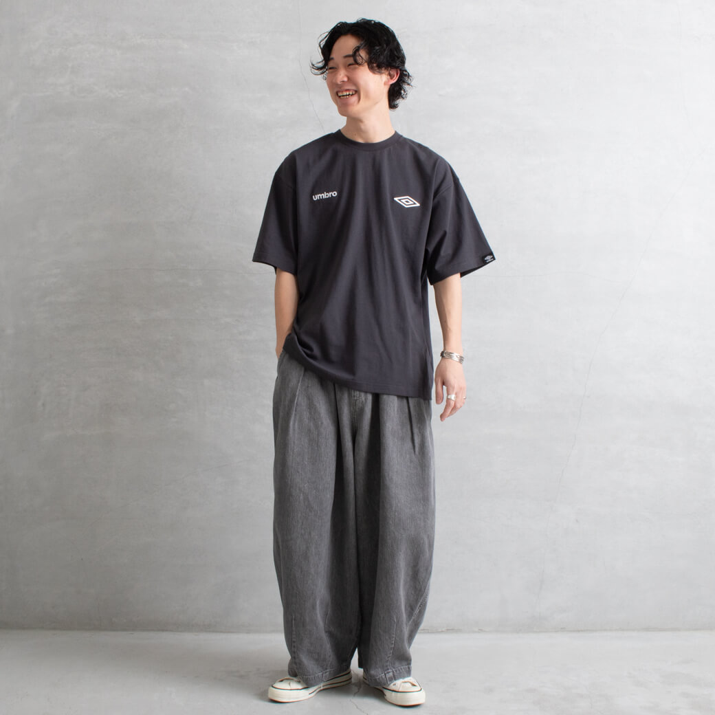 umbro アンブロ ロゴ刺繍 半袖Tシャツ｜BORN FREE ONLINE SHOP