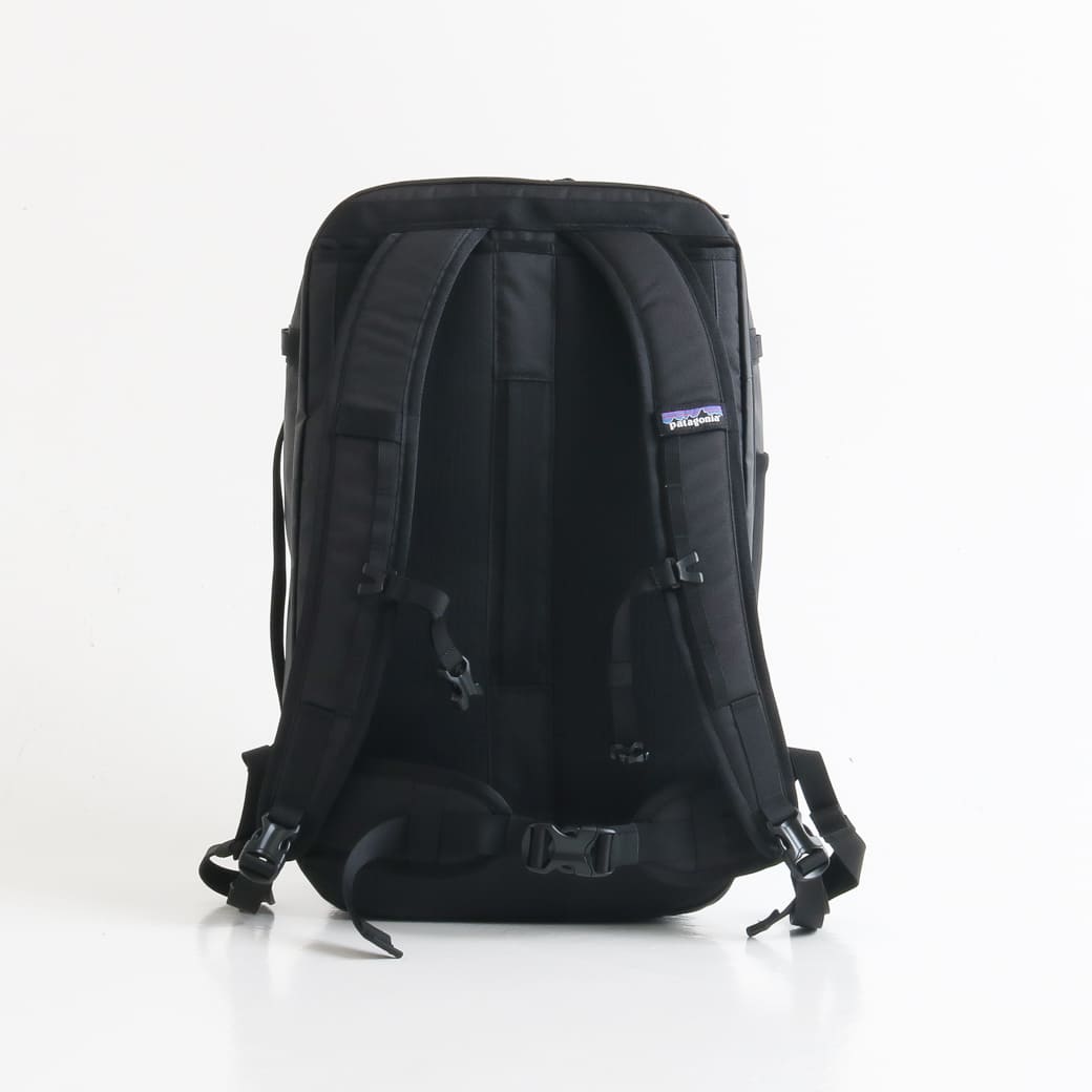 patagonia パタゴニア ブラックホール・ミニ・MLC 30L｜BORN FREE