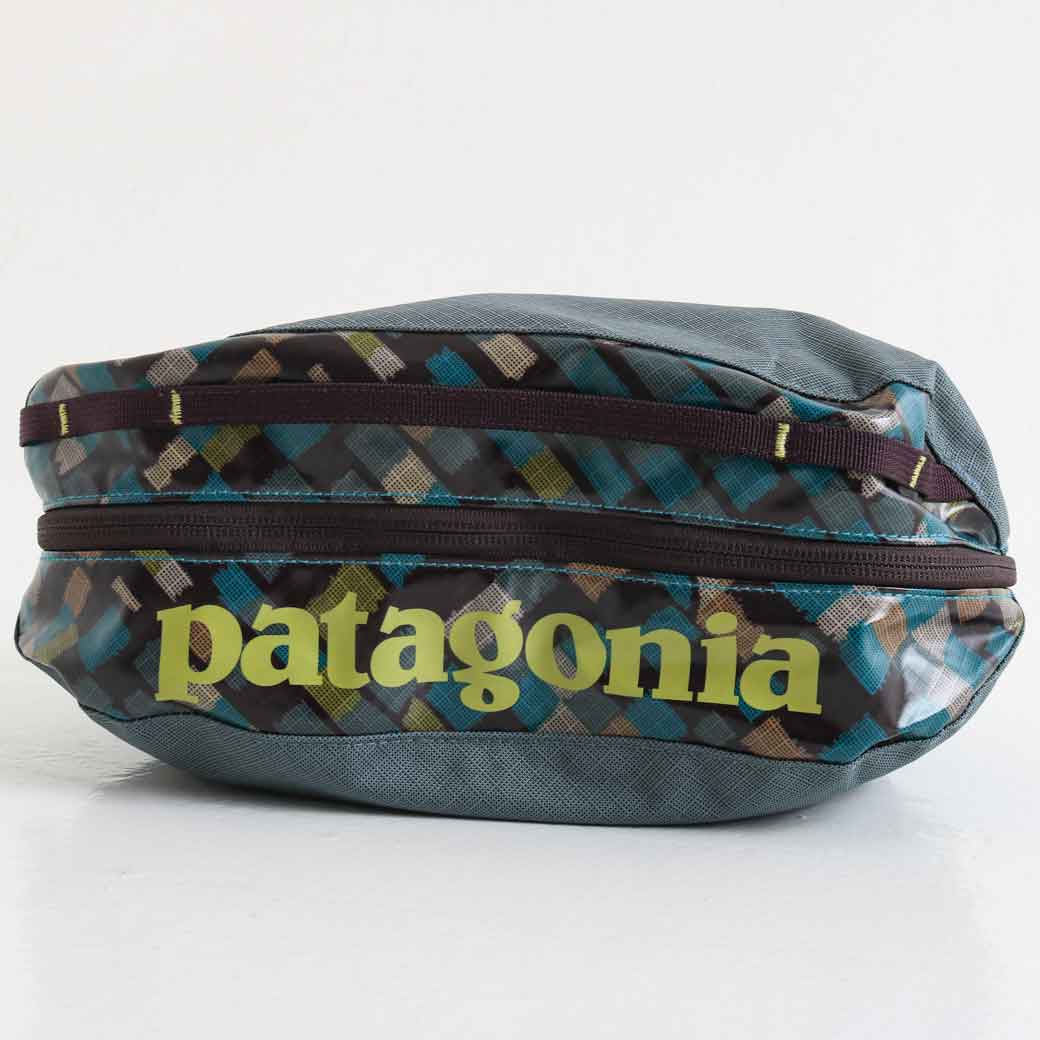 パタゴニア patagonia パタゴニア ブラックホール・キューブ 6L（ミディアム