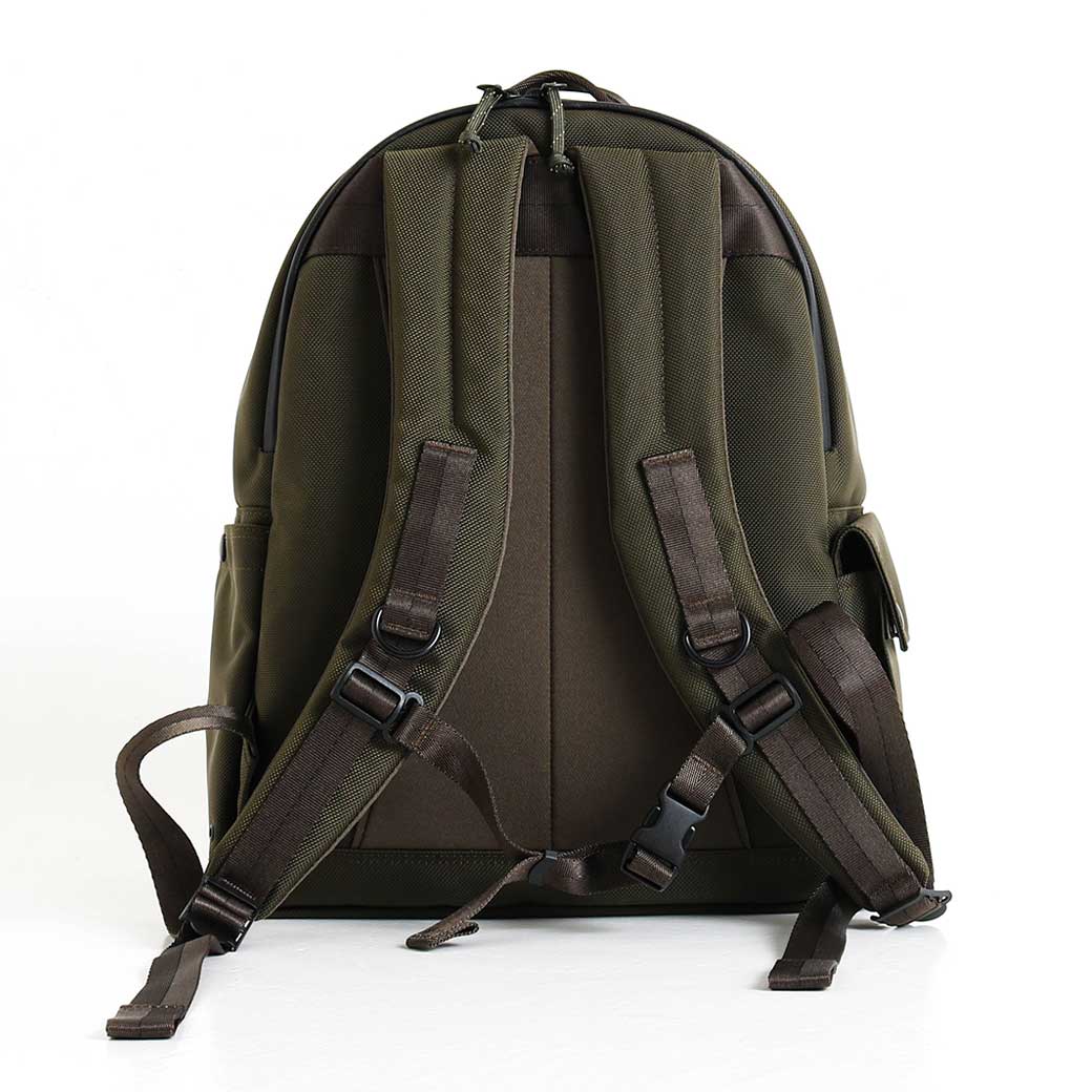 ポーター エクスプローラー デイパック （M）｜BORN FREE ONLINE SHOP