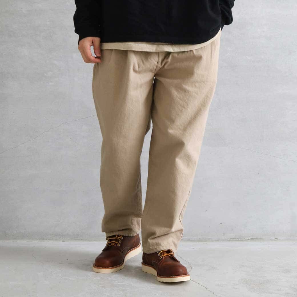 SKEWed スキュー ツータックトラウザー｜BORN FREE ONLINE SHOP