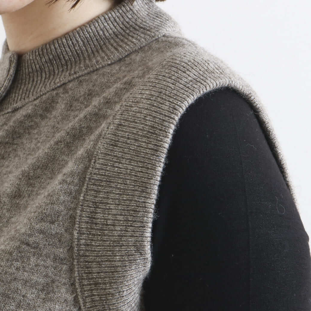 TODAYFUL(トゥデイフル) \"Wool Rever Vest\" TODAYFUL（トゥデイフル）の「ウールリバーベスト（ベスト